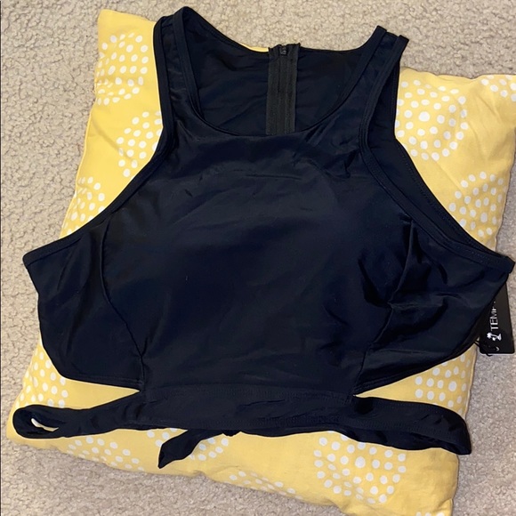 Two piece bikini - Picture 3 of 4